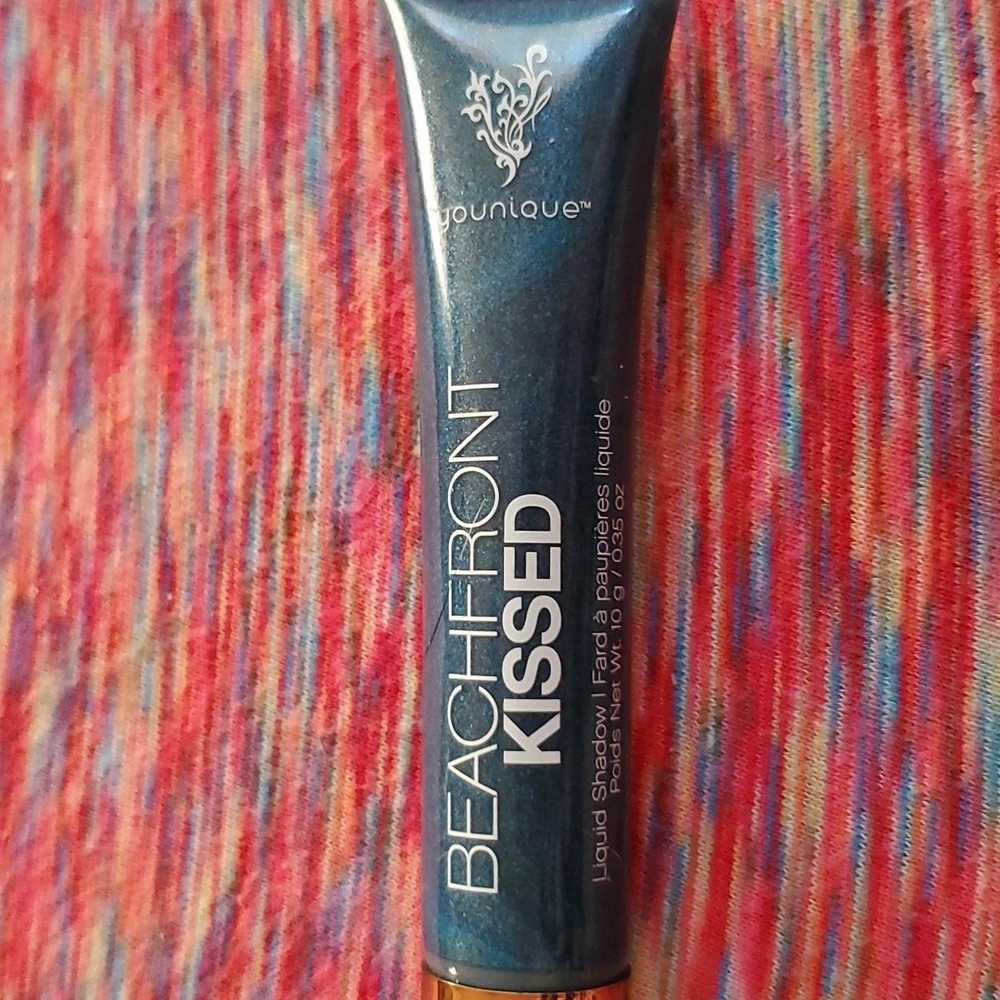 Younique Beachfront Kissed Liquid Eyeshadow
